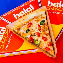Halal-Pizzastück „Akarys im amerikanischen Stil“