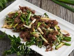 Lamb with green onions 300 g.